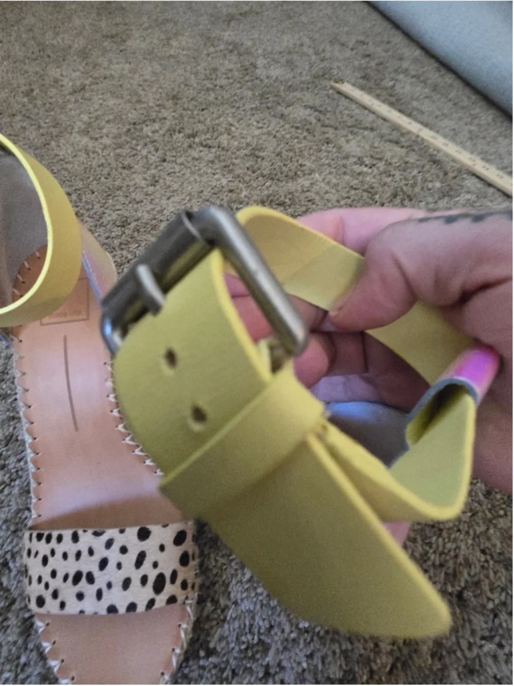 Rare Dolce Vita Leopard Print Espadrille Wedges Yellow Strap Leopard Holographic